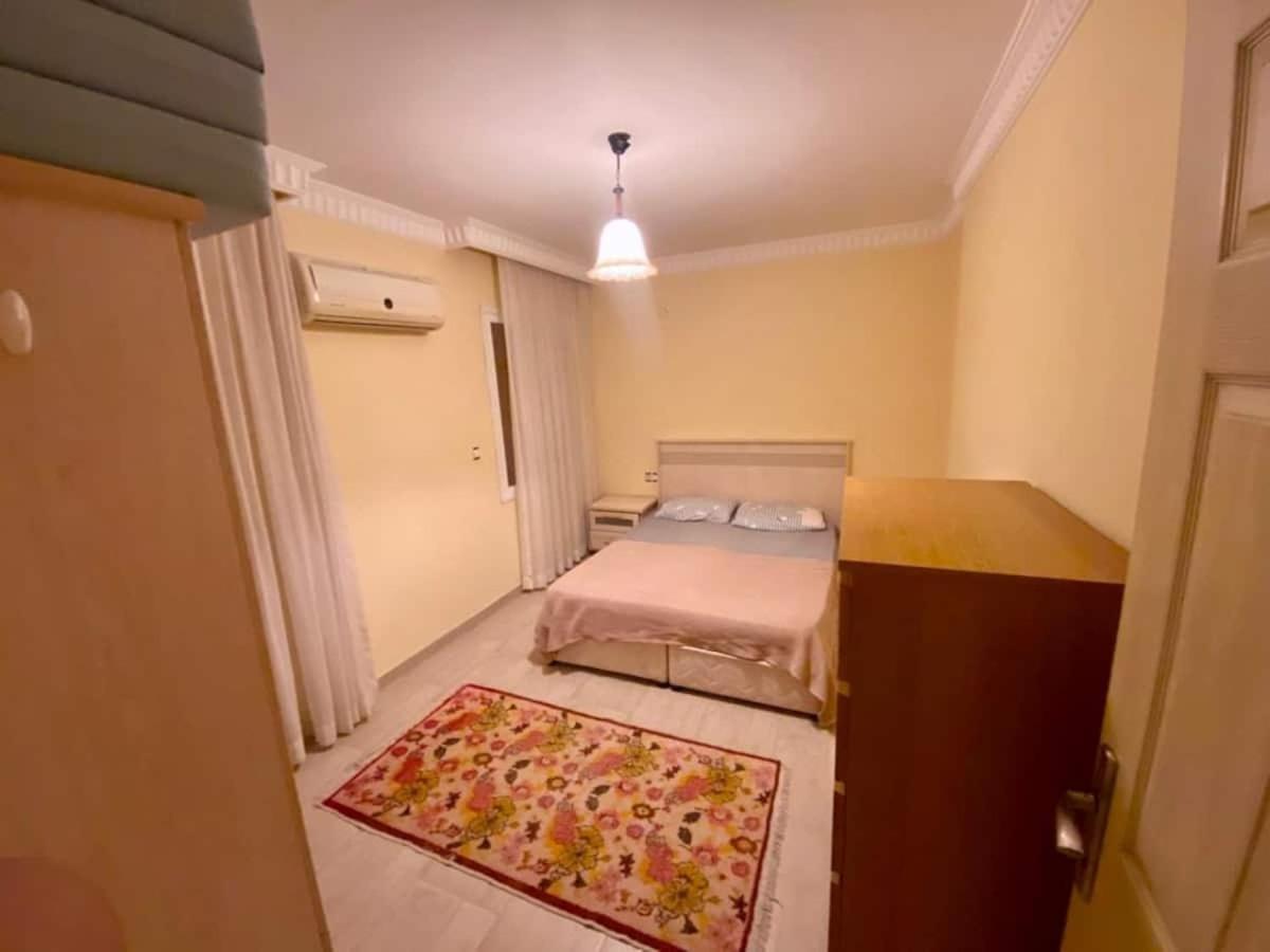 Ladys 1 App 2 Slp Met Zwembad Apartament *